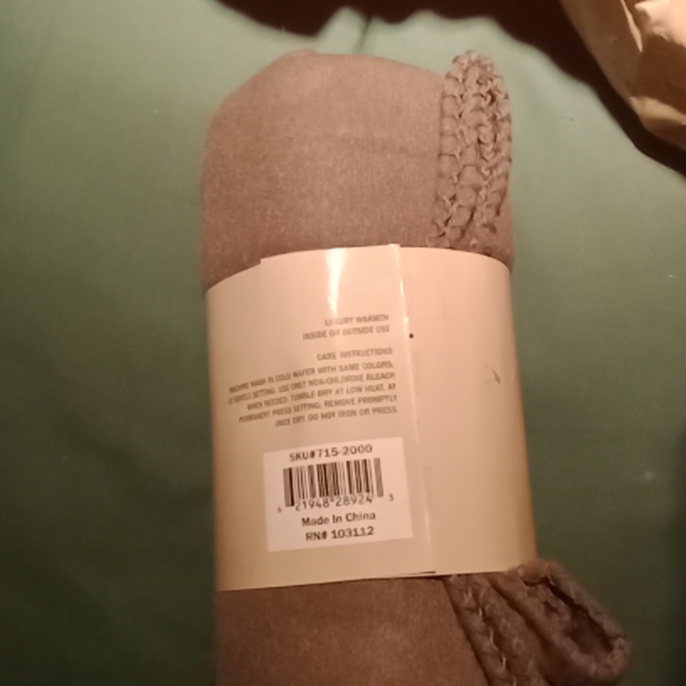 Fleece throw